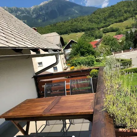 Special Near Bled Apartman Zirovnica