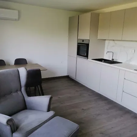 Special Near Bled Apartman *