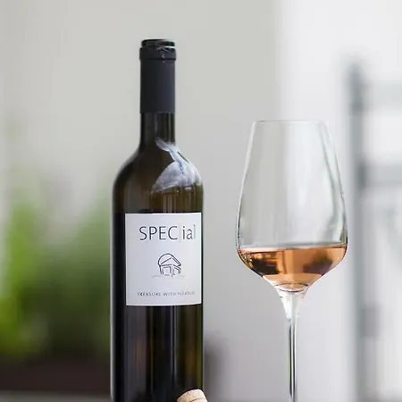Special Near Bled Apartman *